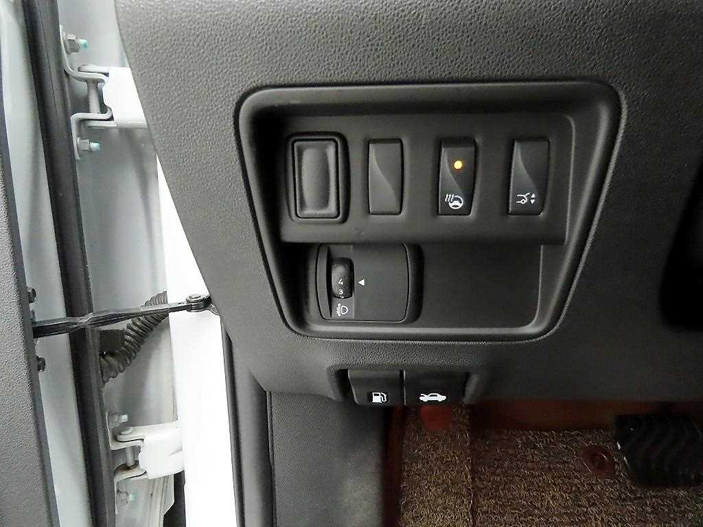 SAMSUNG QM6 - Vista 12