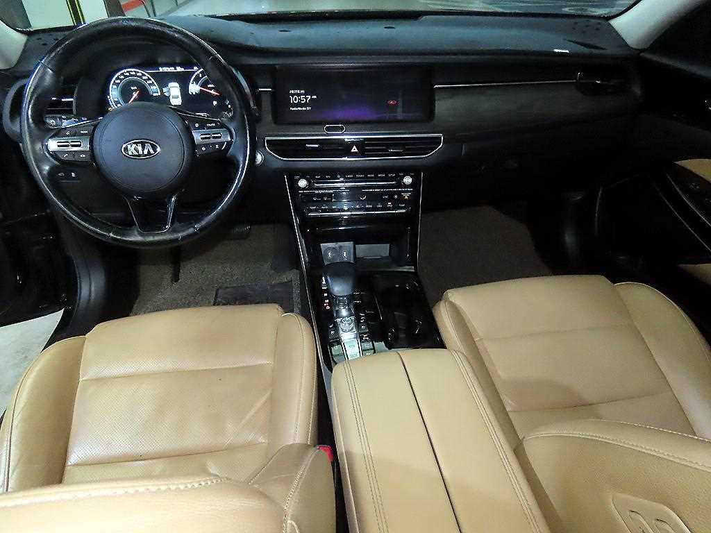 KIA K7 - Vista 10