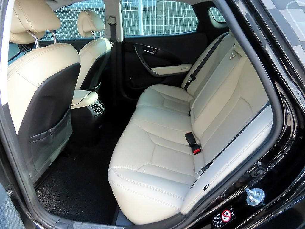 HYUNDAI Grandeur - Vista 6