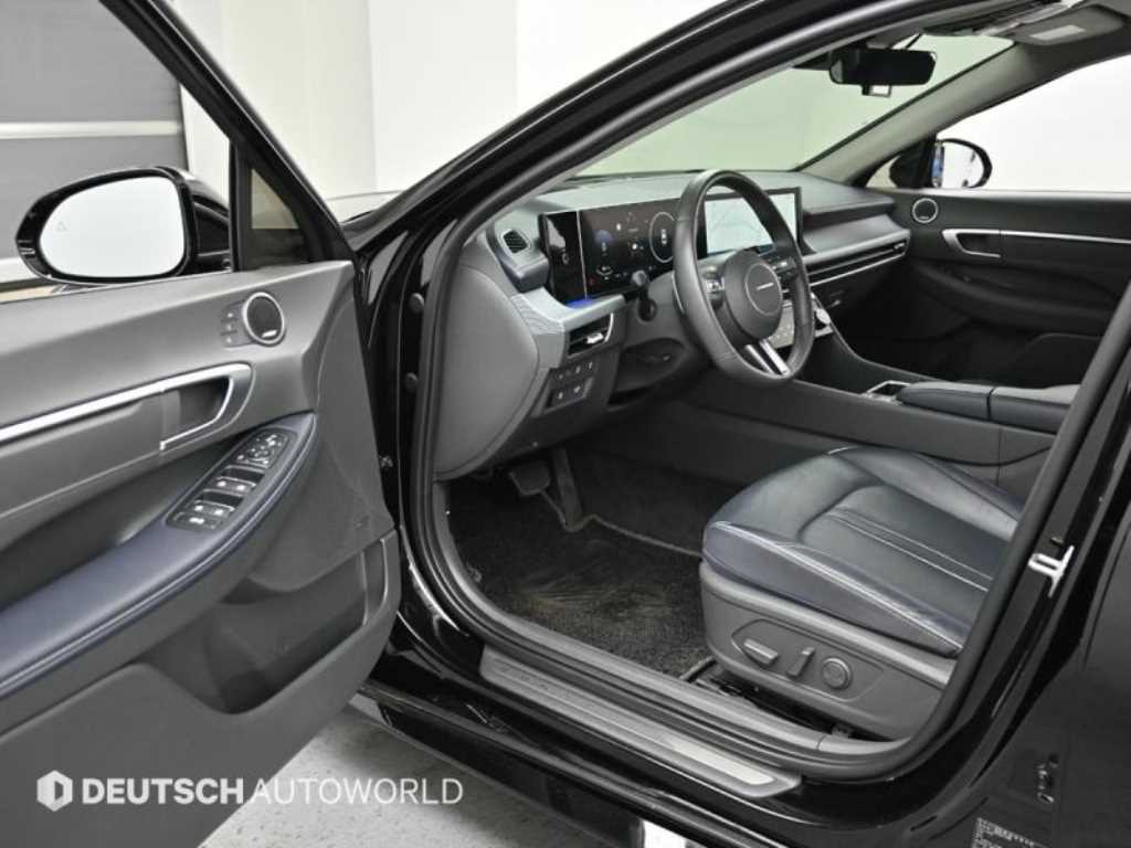 HYUNDAI Sonata - Vista 11