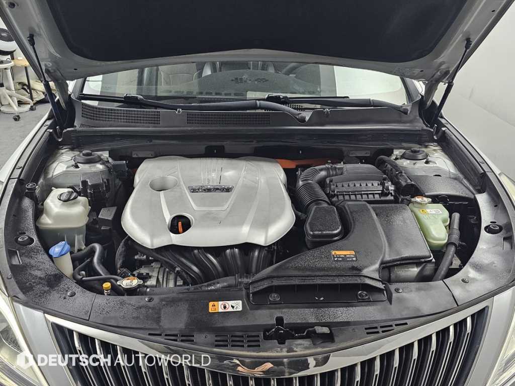 HYUNDAI Grandeur - Vista 6