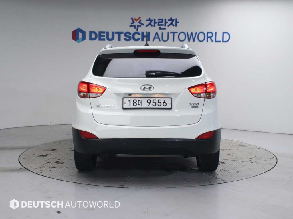 HYUNDAI Tucson - Vista 4