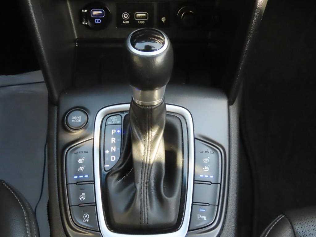 HYUNDAI Kona - Vista 10