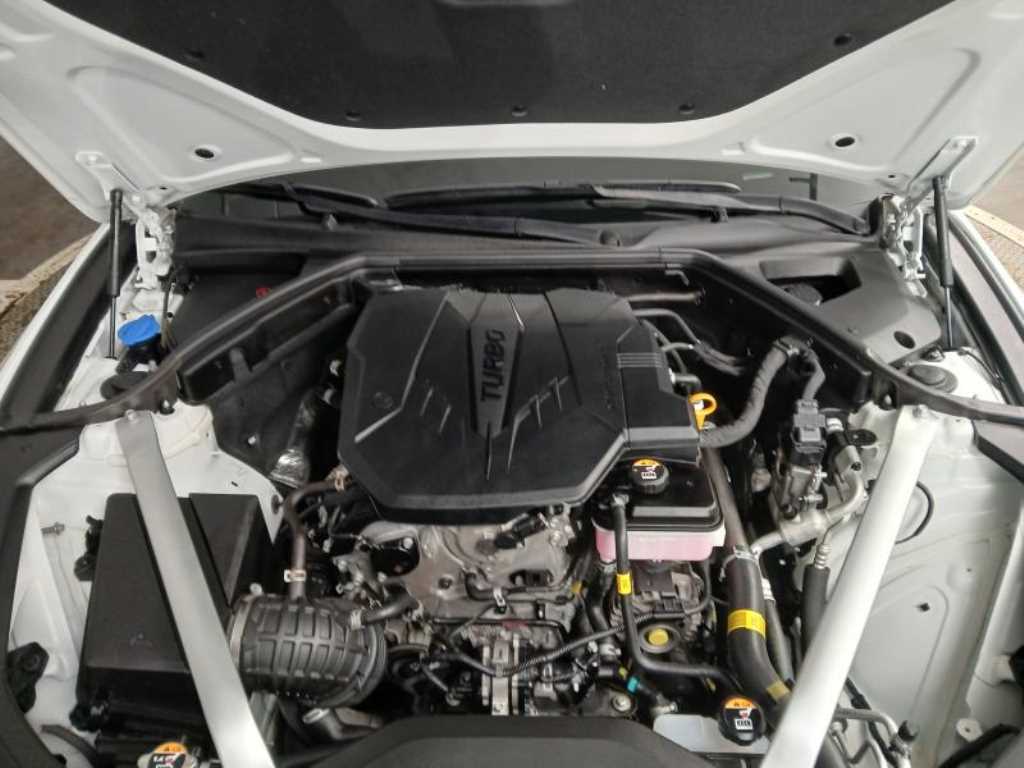 Genesis G70 2025 Blanco - Importación desde Corea - HF Imports Iquique - Foto 19