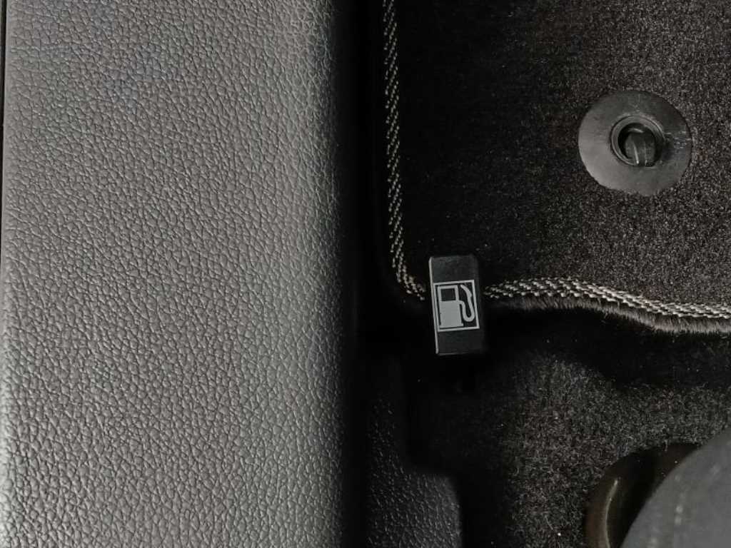 Ssangyong Tivoli 2022 Blanco - Importación desde Corea - HF Imports Iquique - Foto 16