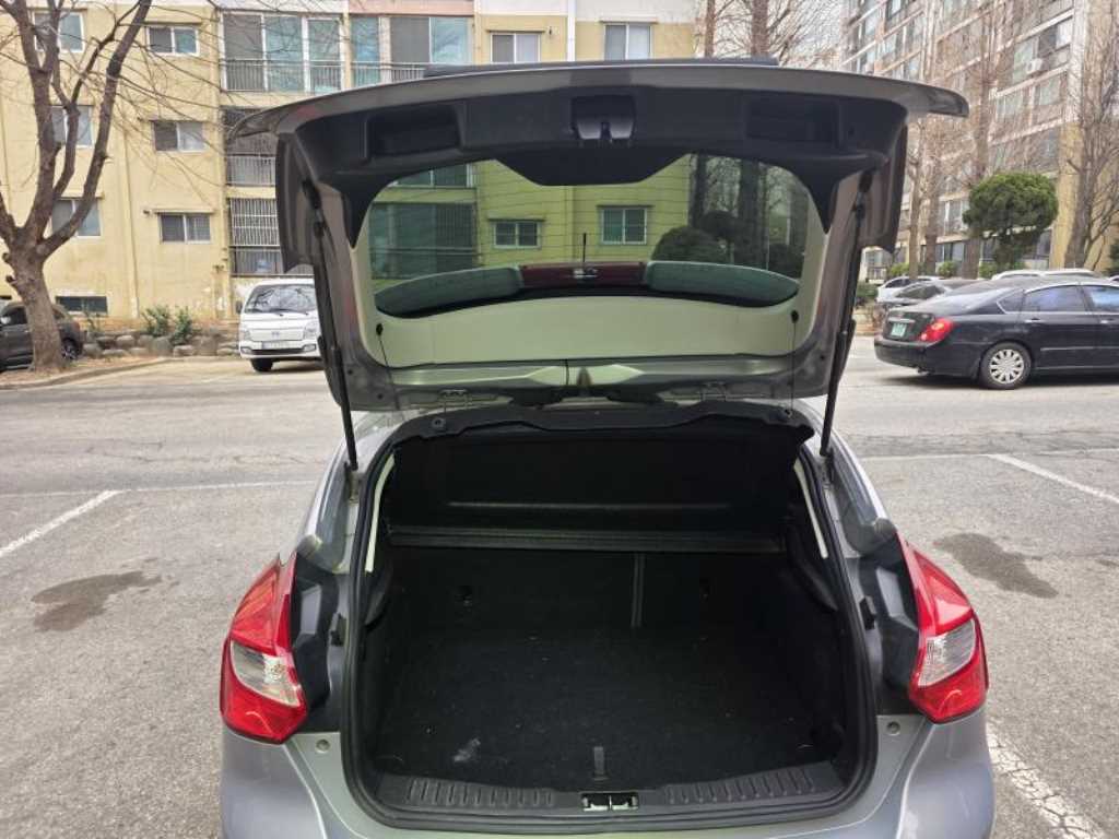 Ford Focus - Vista 7