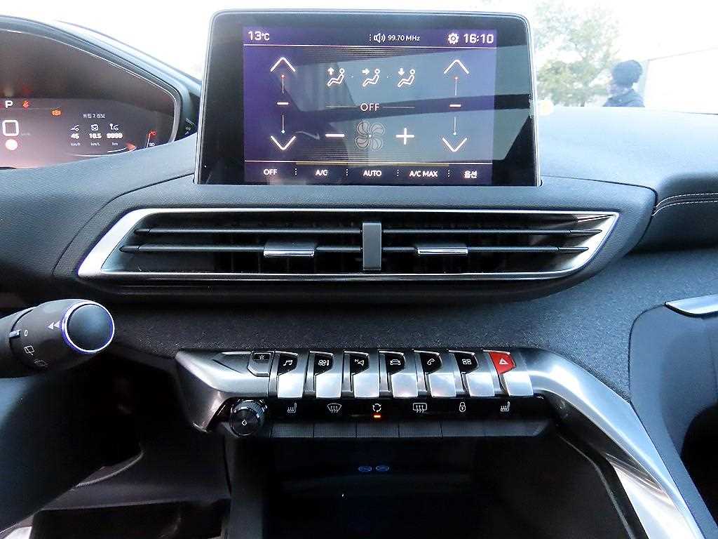 Peugeot 5008 - Vista 12