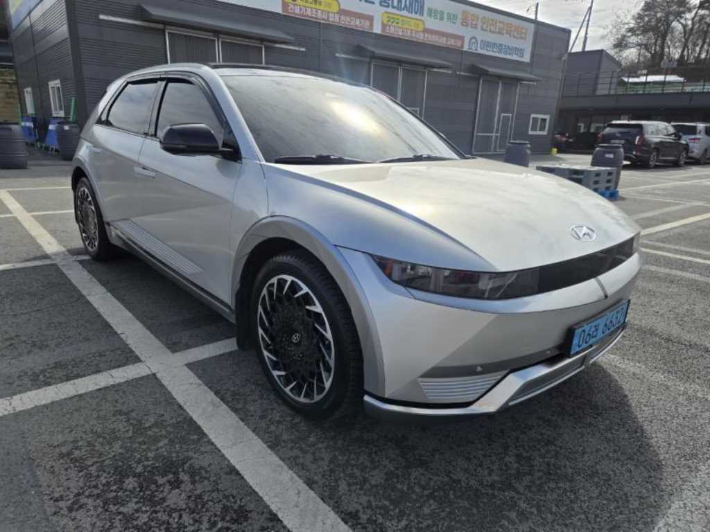 HYUNDAI Ioniq 5 - Vista 5