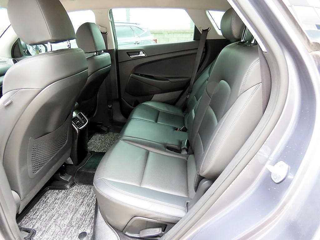 HYUNDAI Tucson - Vista 6