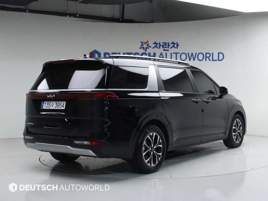 KIA Carnival - Vista 2