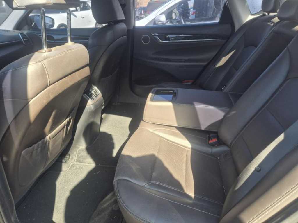 HYUNDAI Grandeur - Vista 6