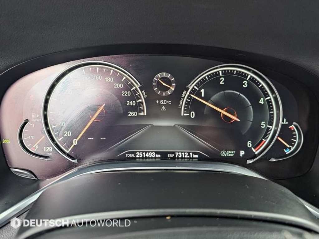 BMW 7 Series - Vista 9