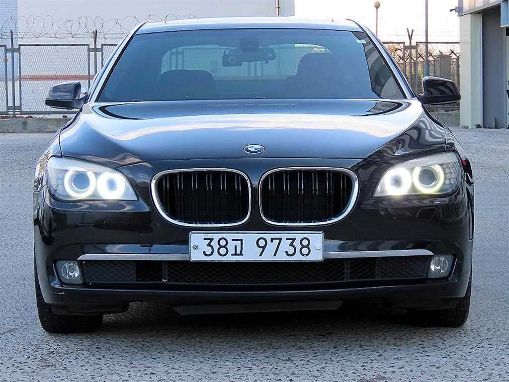 BMW 7 Series 2009 Negro - Importación desde Corea - HF Imports Iquique - Foto 1