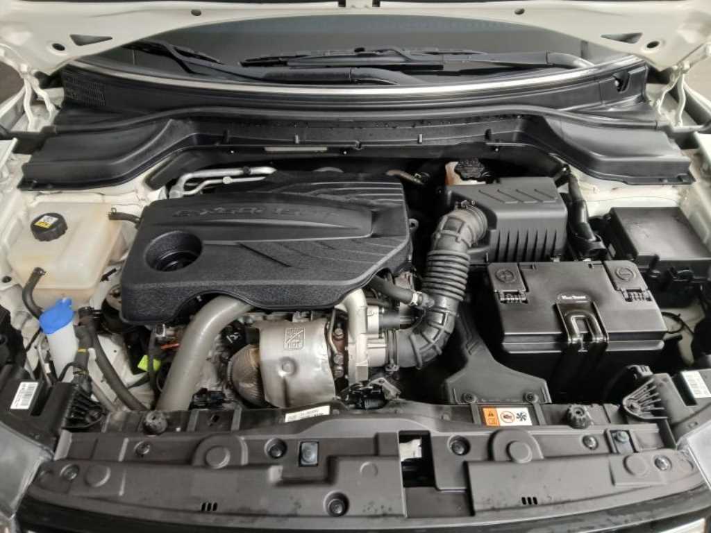 Ssangyong Tivoli 2022 Blanco - Importación desde Corea - HF Imports Iquique - Foto 19