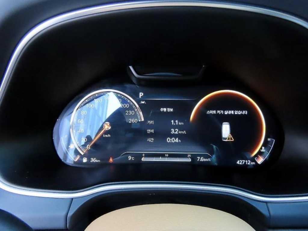 Genesis GV80 - Vista 7