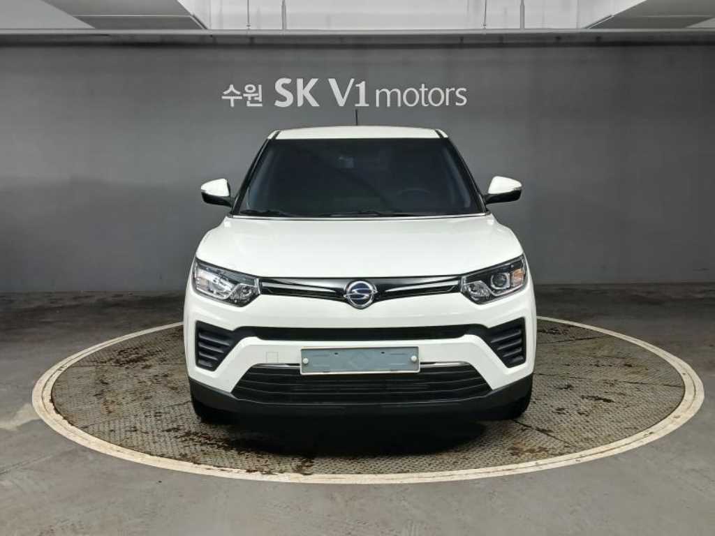 Ssangyong Tivoli 2022 Blanco - Importación desde Corea - HF Imports Iquique - Foto 1