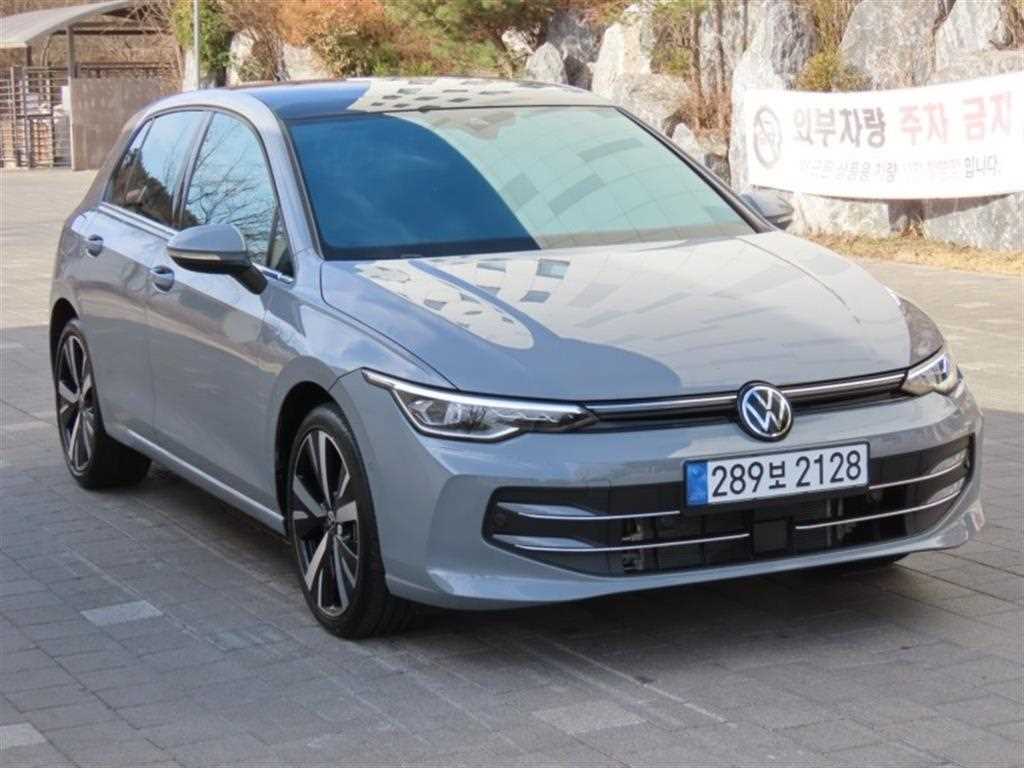 Volkswagen Golf - Vista 2