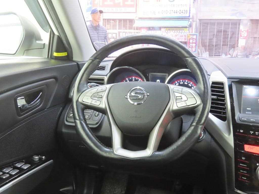 Ssangyong Tivoli 2015 - Importación desde Corea - HF Imports Iquique - Foto 18