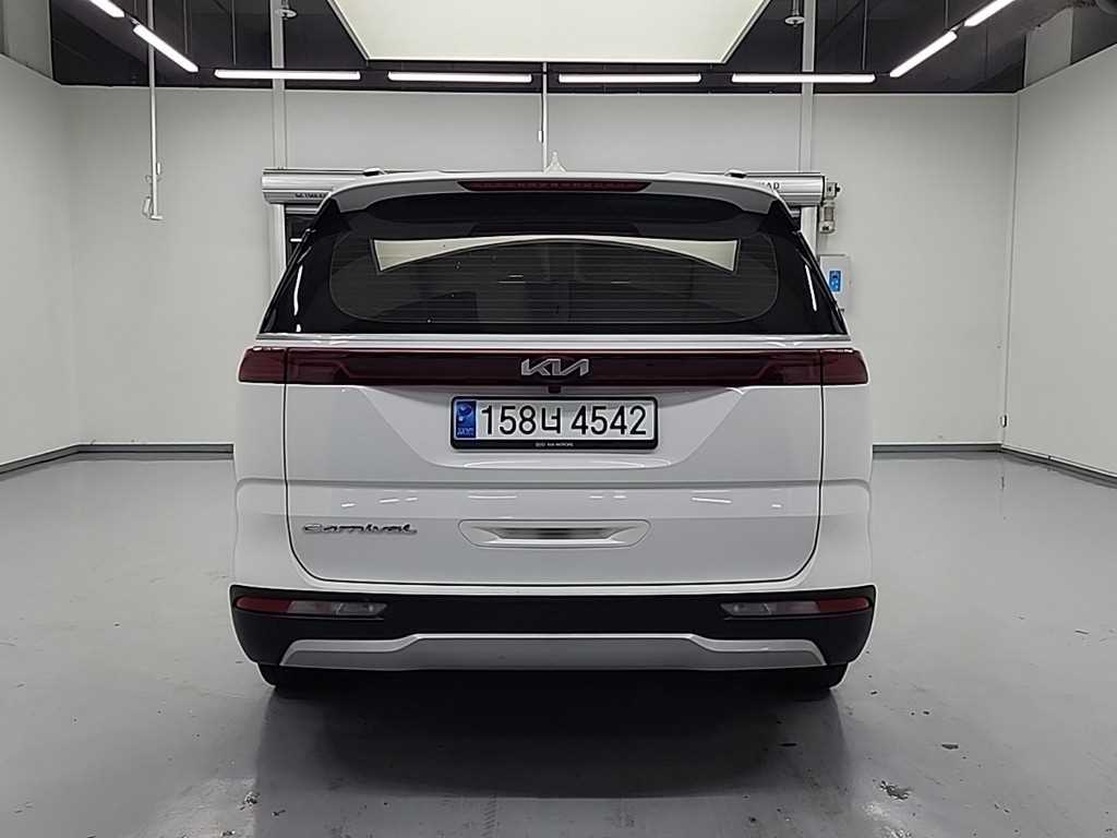 KIA Carnival - Vista 3