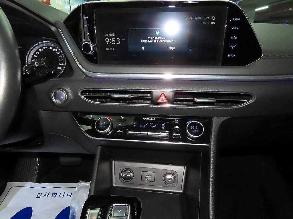 HYUNDAI Sonata - Vista 11