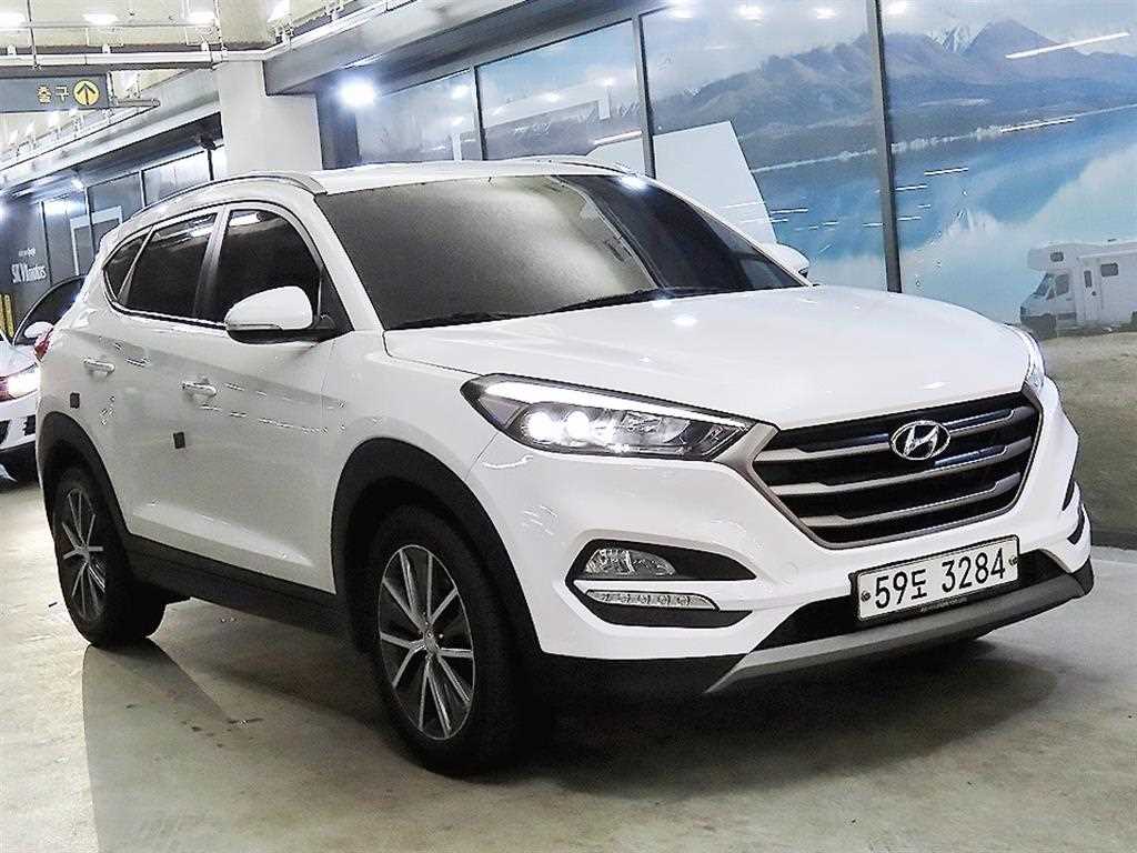 HYUNDAI Tucson 2016 Blanco - Importación desde Corea - HF Imports Iquique - Foto 1