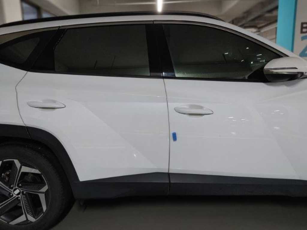 HYUNDAI Tucson - Vista 2