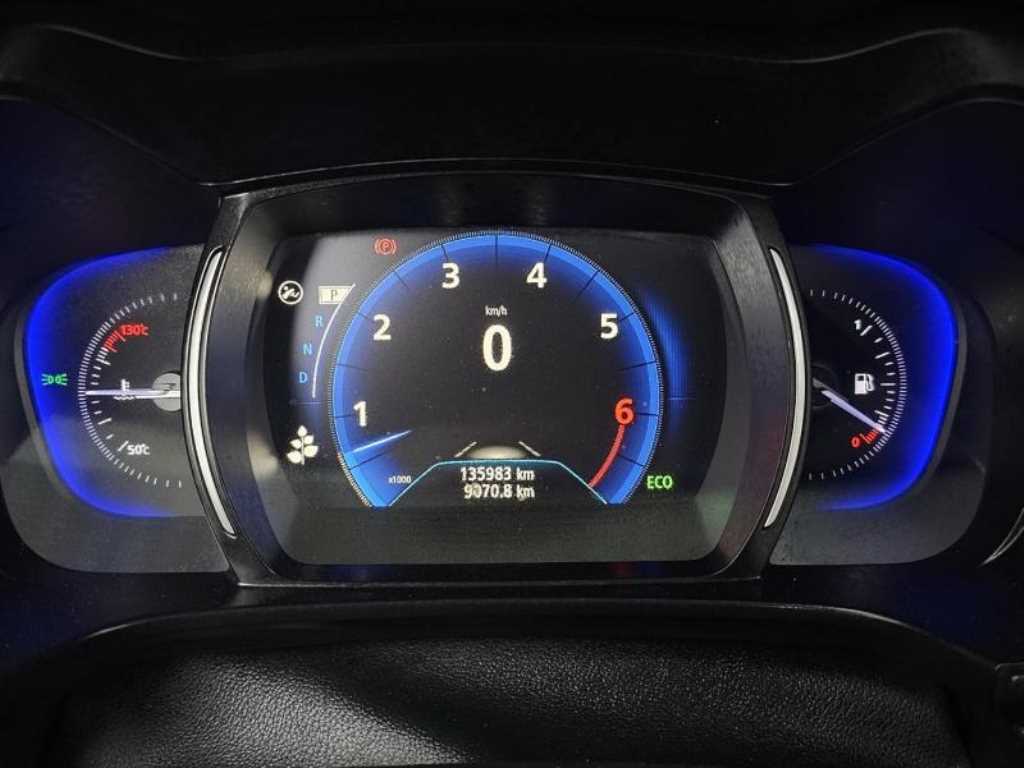 SAMSUNG QM6 - Vista 9