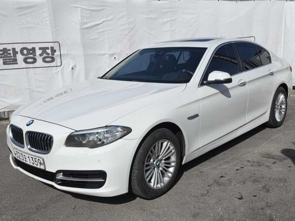 BMW 5 Series - Vista 2