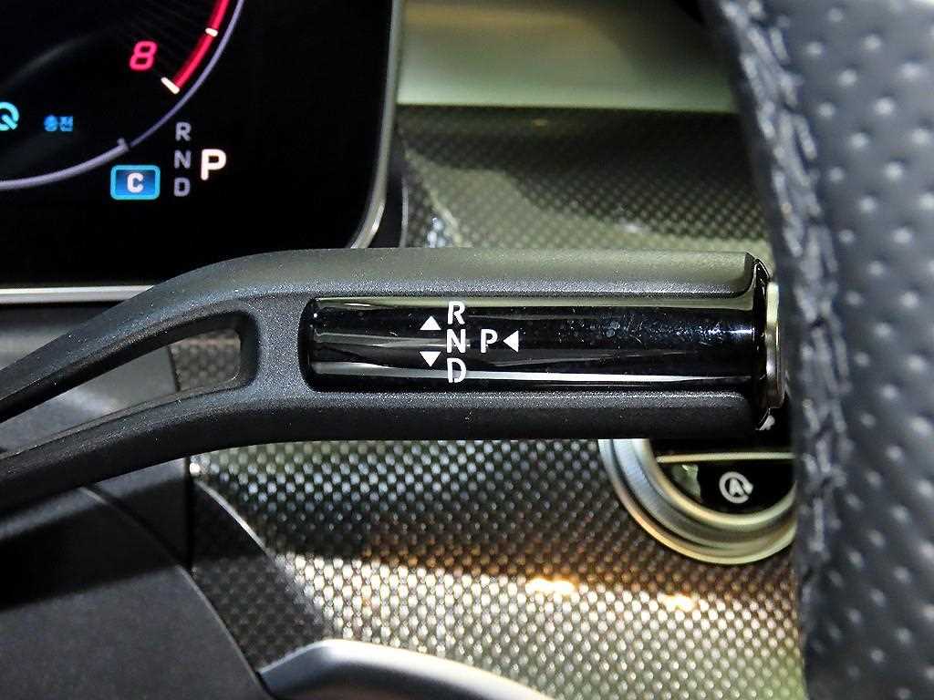 Mercedes Benz C Class - Vista 12