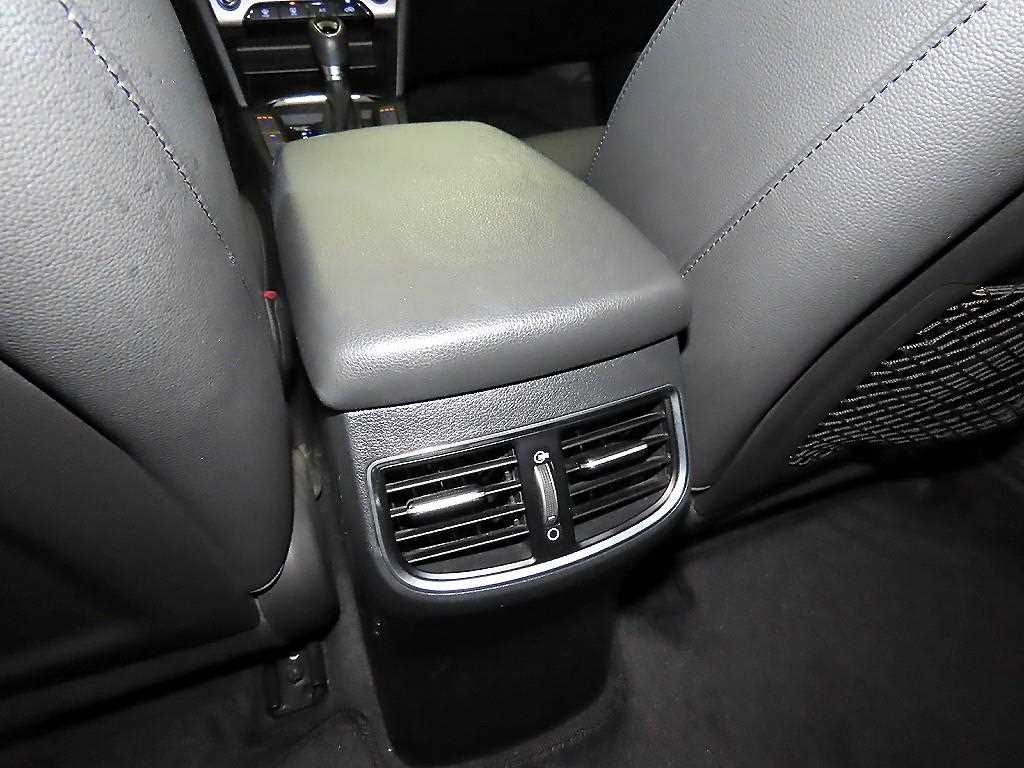 HYUNDAI Avante 2017 Blanco - Importación desde Corea - HF Imports Iquique - Foto 16