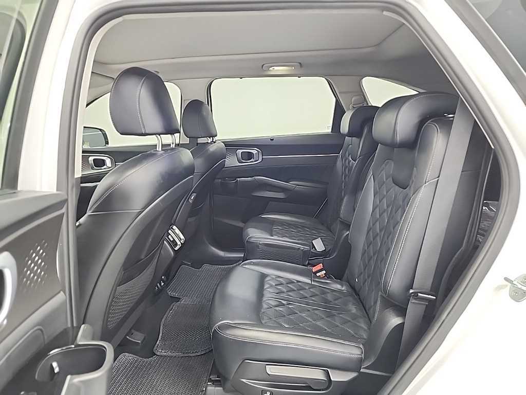 KIA Sorento - Vista 12