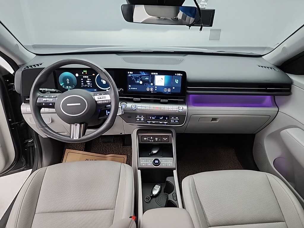 HYUNDAI Kona - Vista 7