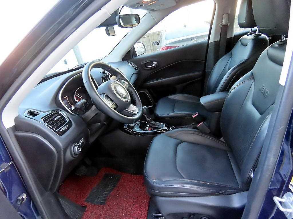 Jeep Compass - Vista 5