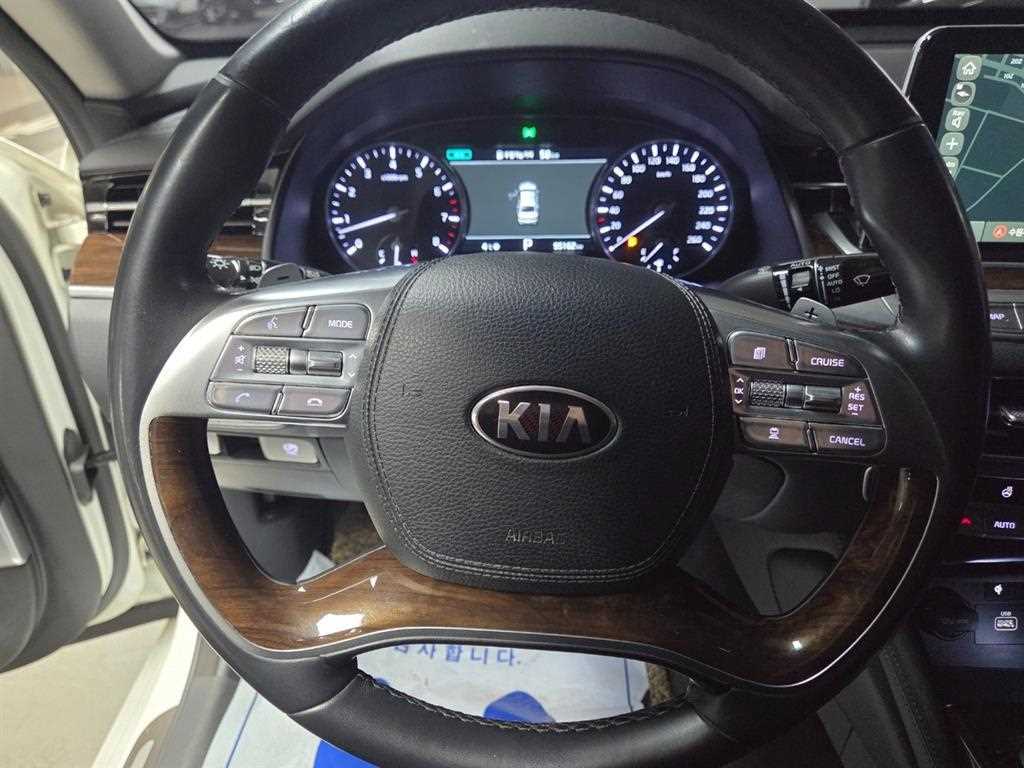 KIA K9 - Vista 6