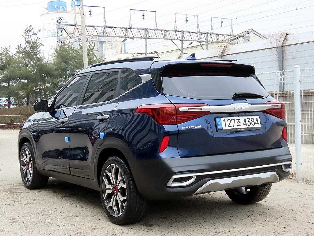 KIA Seltos - Vista 3