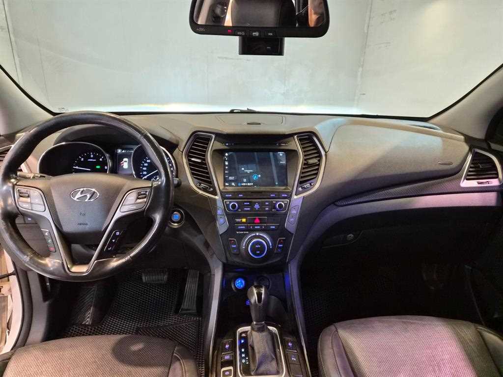 HYUNDAI Santa Fe - Vista 9