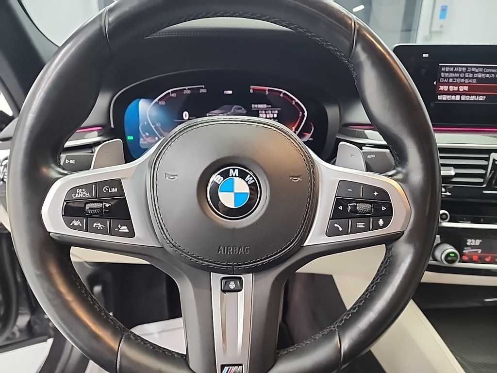 BMW 5 Series - Vista 9