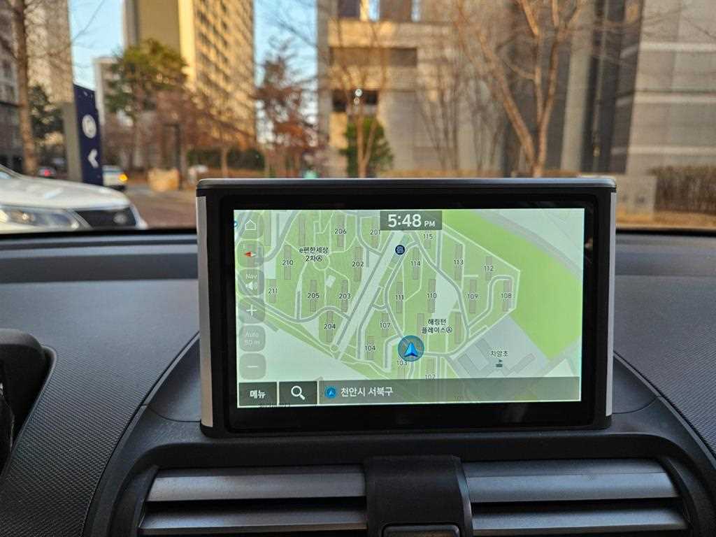 HYUNDAI Casper - Vista 11