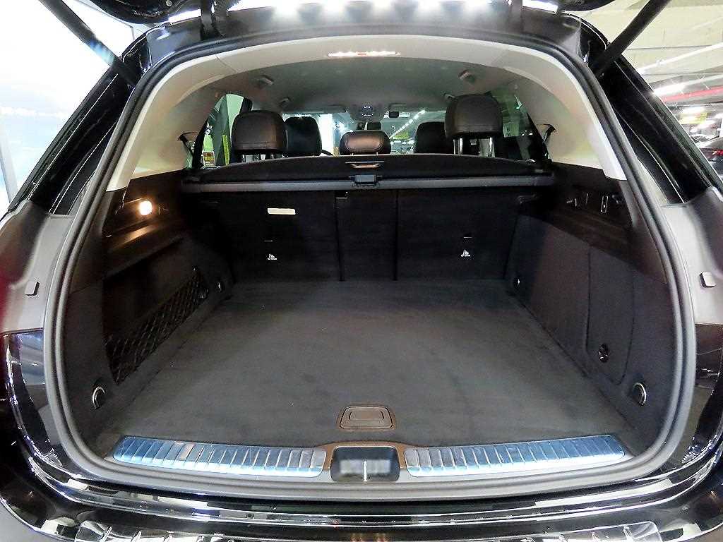 Mercedes Benz GLE Class 2019 Negro - Importación desde Corea - HF Imports Iquique - Foto 16