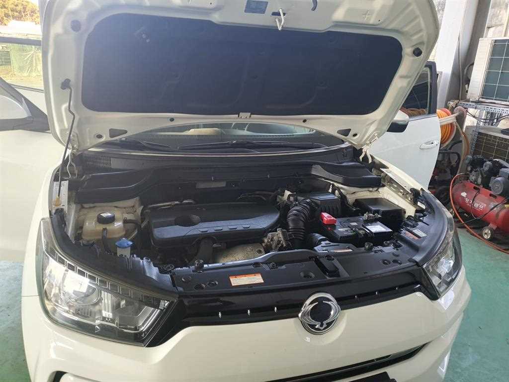 Ssangyong Tivoli 2018 Blanco - Importación desde Corea - HF Imports Iquique - Foto 20