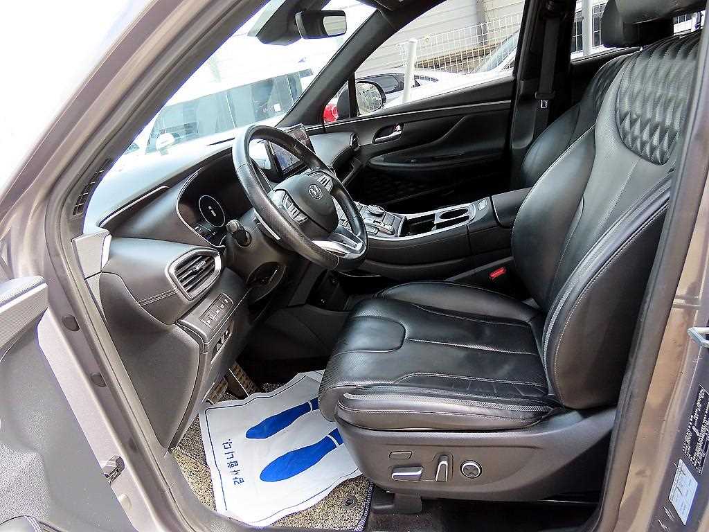 HYUNDAI Santa Fe - Vista 5