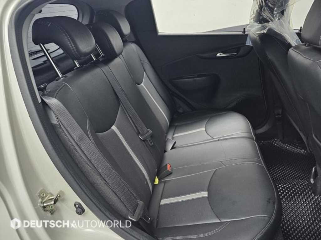 Chevrolet Spark - Vista 12