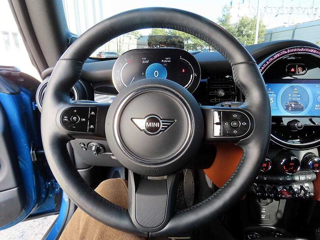 Mini Cooper Convertible - Vista 12