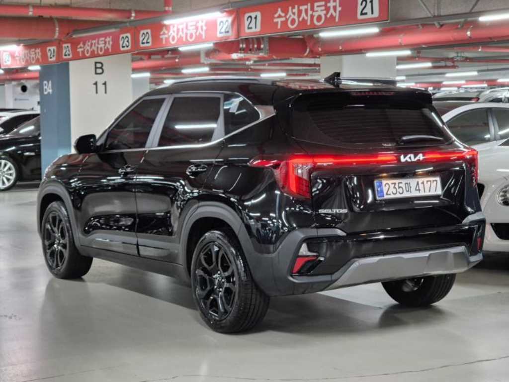 KIA Seltos - Vista 3