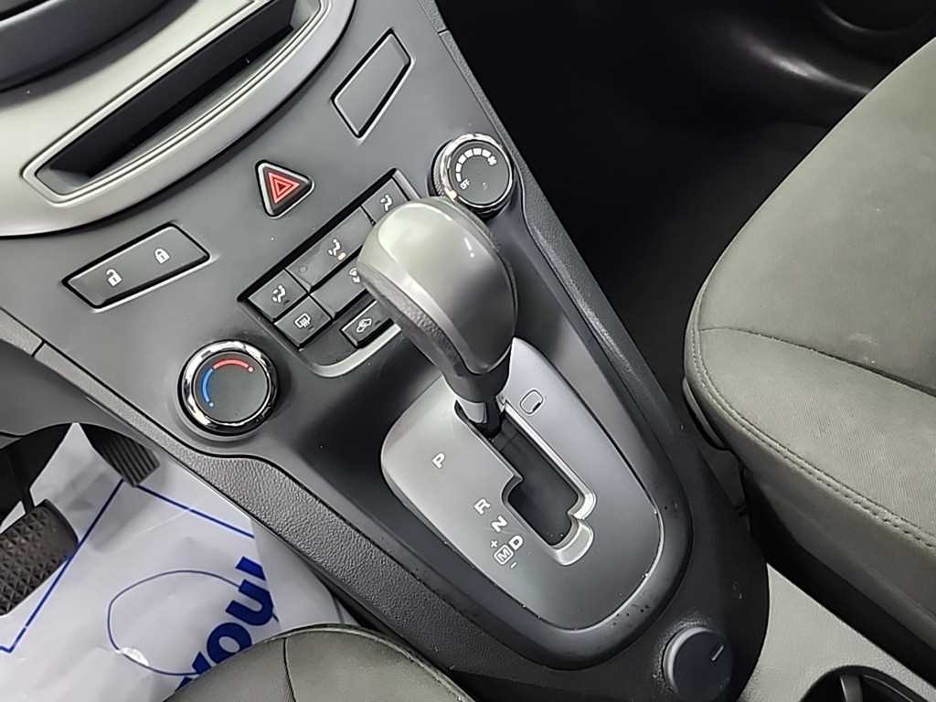 Chevrolet Orlando 2018 Blanco - Importación desde Corea - HF Imports Iquique - Foto 19