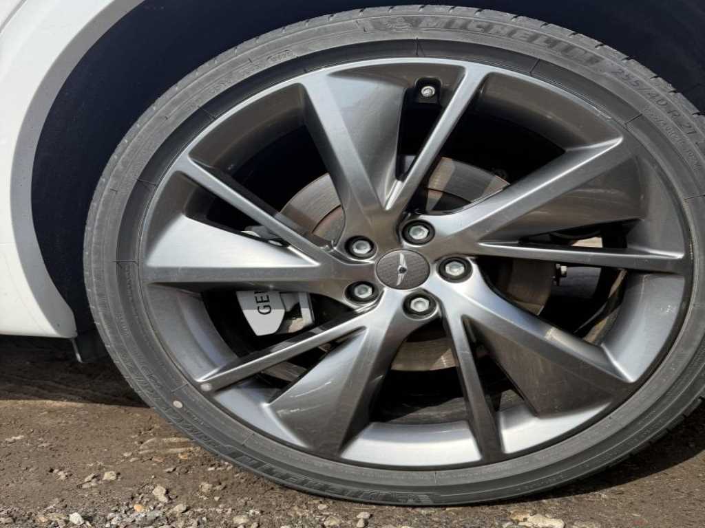 Genesis GV70 - Vista 4