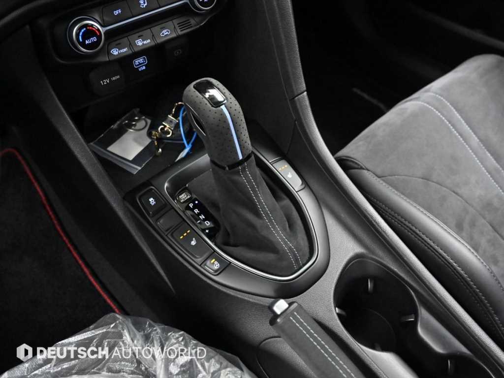 HYUNDAI Veloster - Vista 9