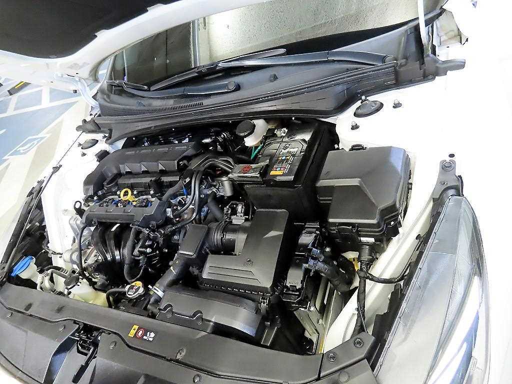 HYUNDAI Avante 2021 Blanco - Importación desde Corea - HF Imports Iquique - Foto 19