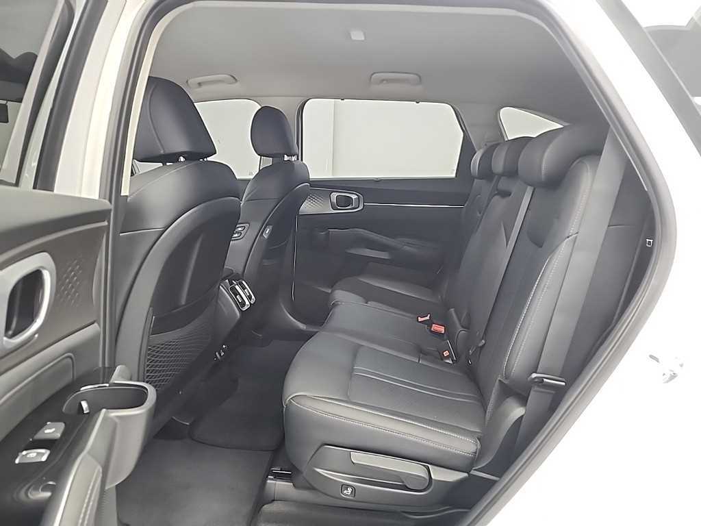 KIA Sorento - Vista 12