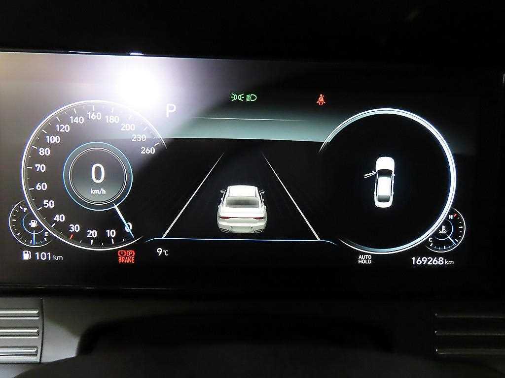 HYUNDAI Grandeur - Vista 9